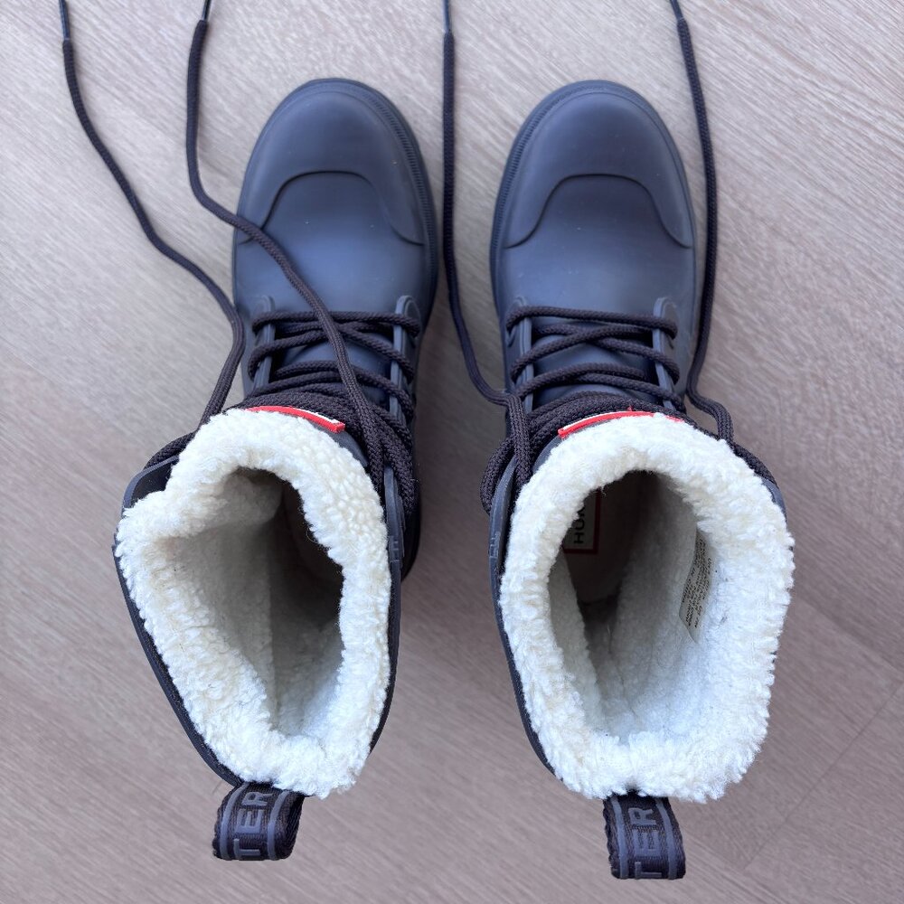 Hunter Diana Insulated Waterproof Boots w/ Shearling – Like New - Picture 6 of 6